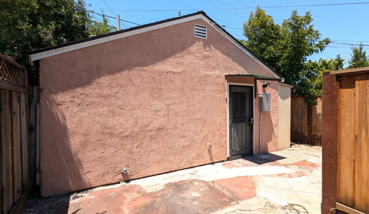 Front1-1